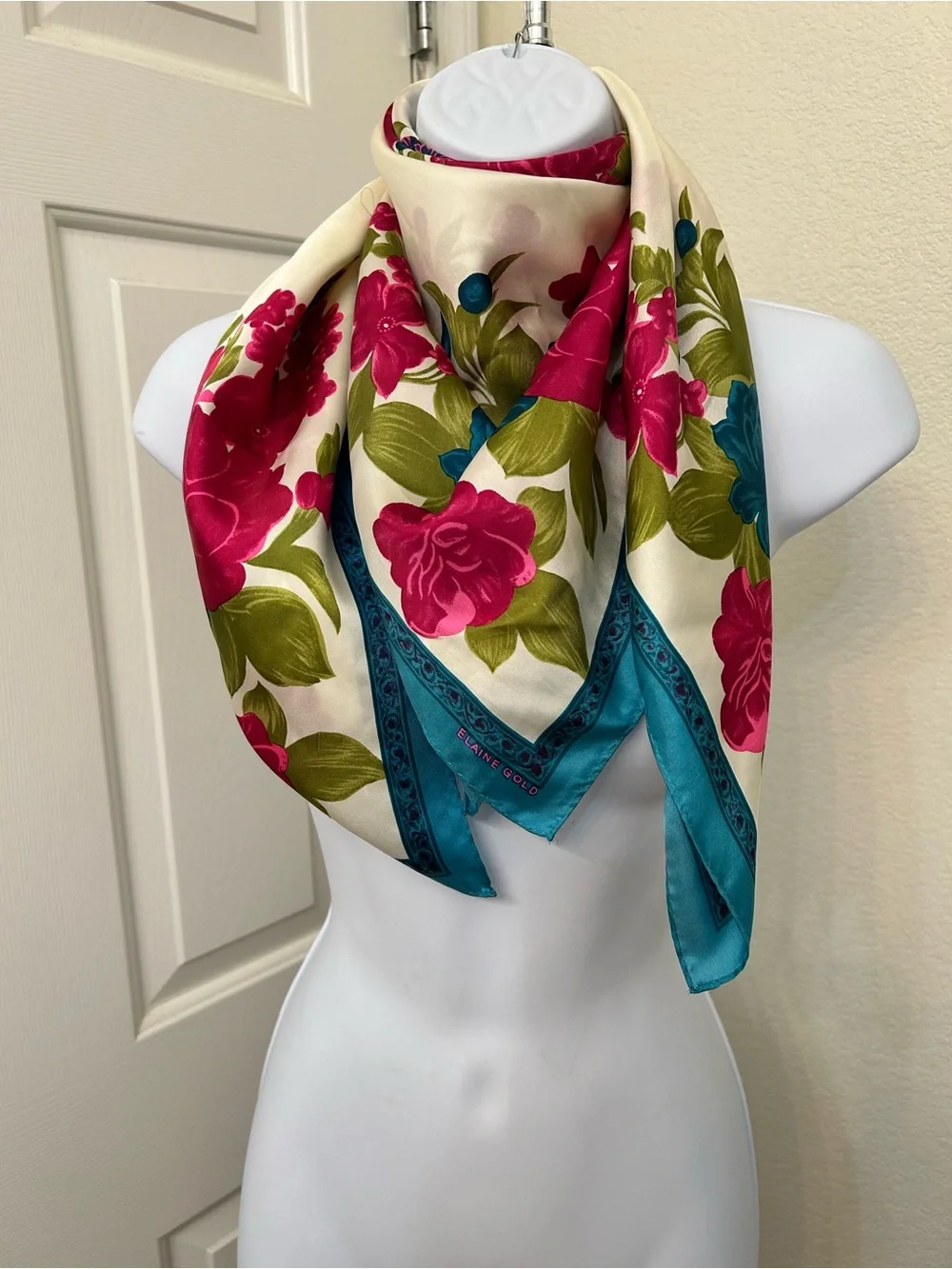 Elaine Gold 100% silk